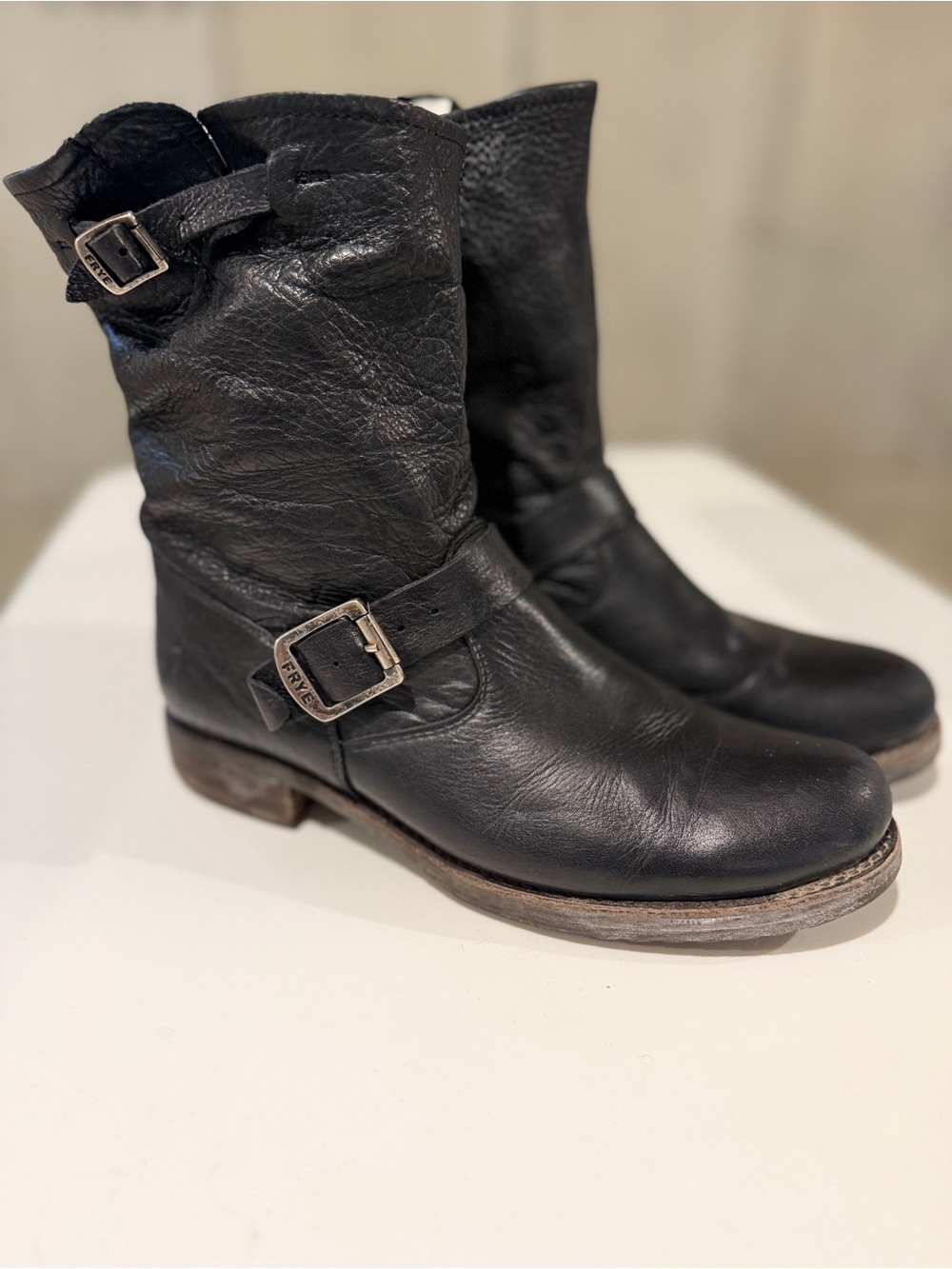 Frye Veronica Short Slouch Black Leather Engineer Boots 9.5 B